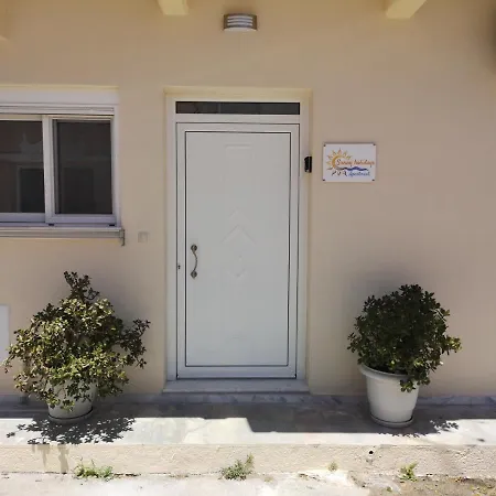 Sunny Holidays Apartment Kremastí Exterior foto