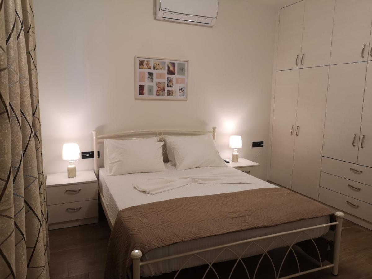 Sunny Holidays Apartment *